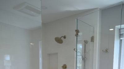 Forest Road Primary Bath Photo